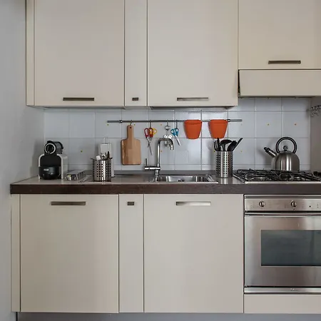 Nazaro Apartment *